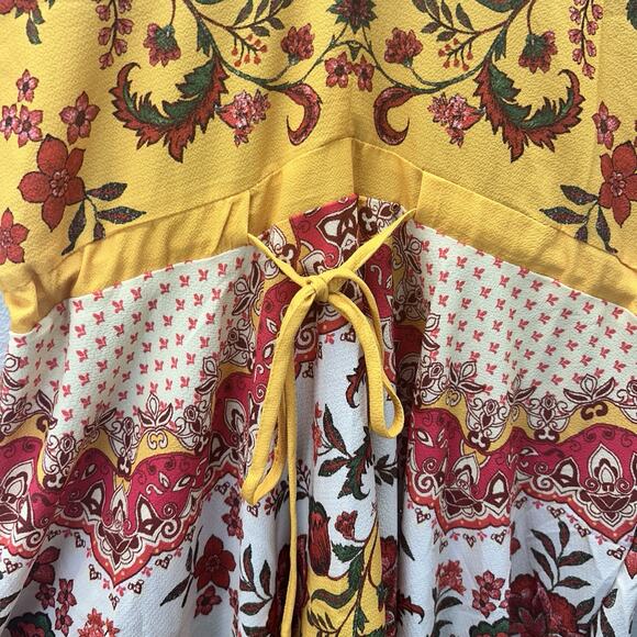 UMGEE Dress SZ M Yellow Deep V-Neck  Cottagecore Boho Peasant Spanish Festival - Picture 5 of 10